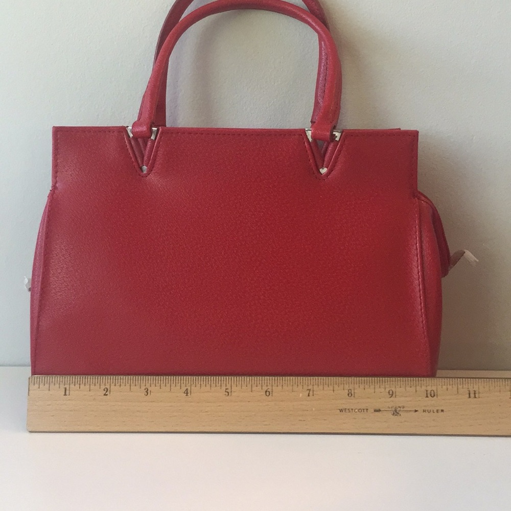 ✨HP✨ Beijo red purse NWOT - Picture 2 of 3